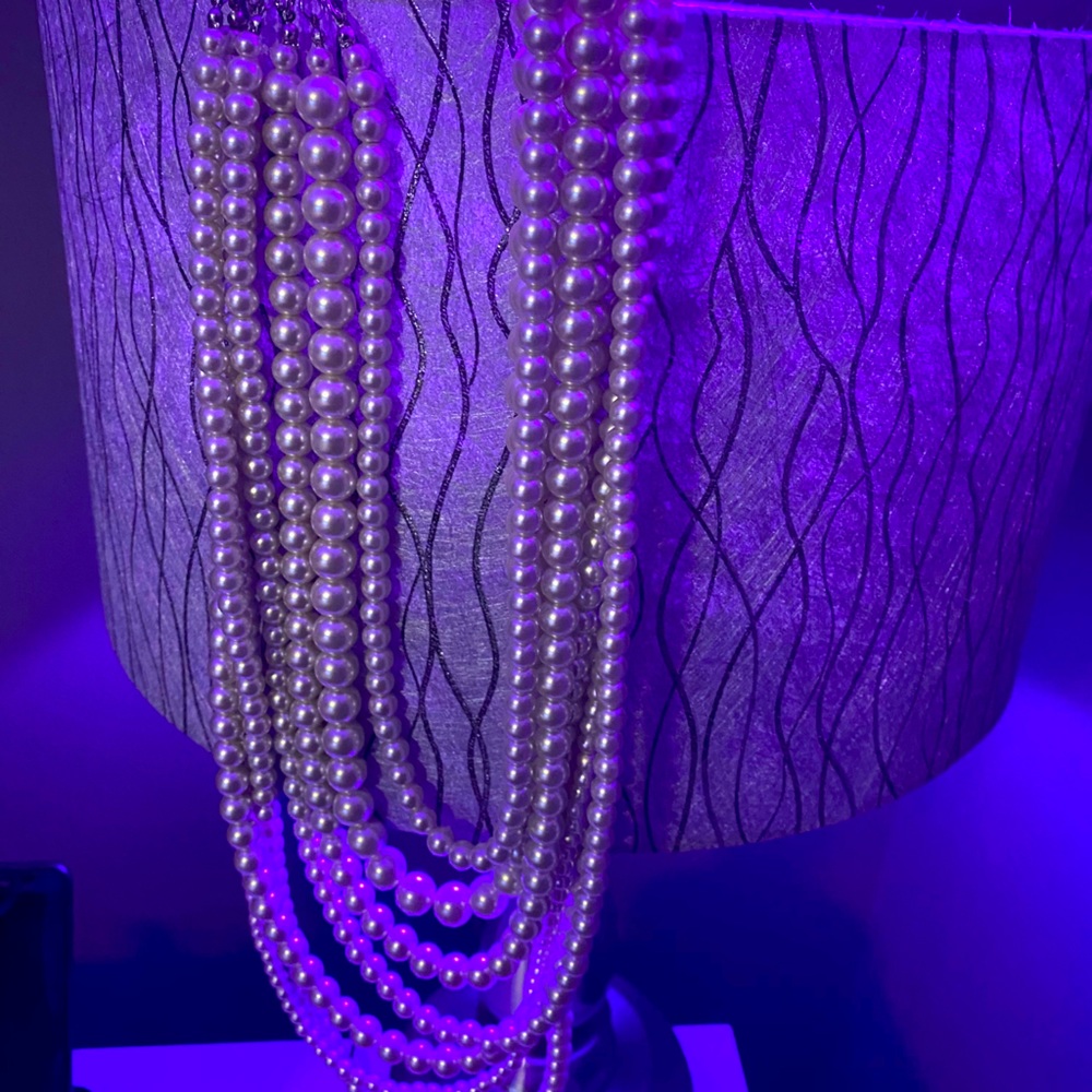 Faux Pearl gatsby necklace